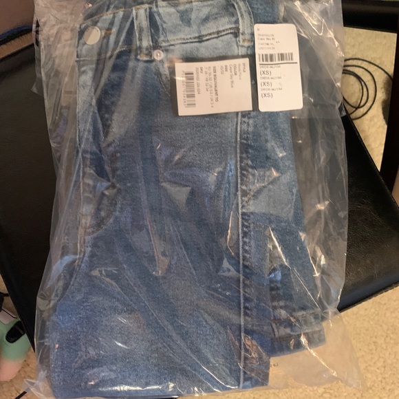 Revolve Dr. Denim Moxy Flare Jeans - Picture 4 of 5